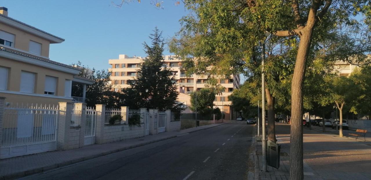 Comfortable Apartment With Airco - Isaola Oliva Bagian luar foto